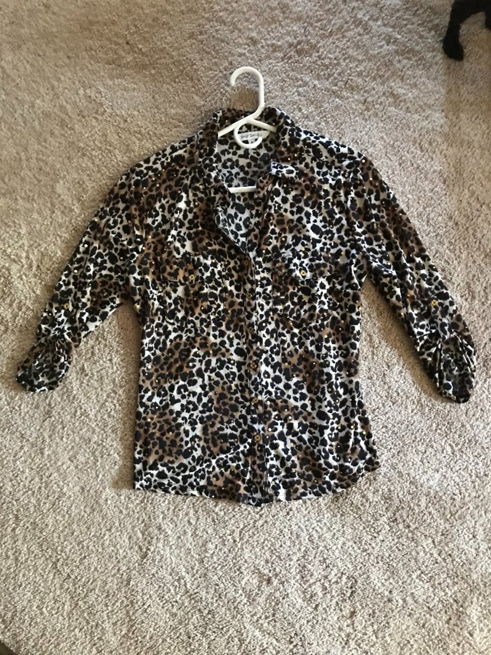 Emily Daniels  animal print slinky top size small